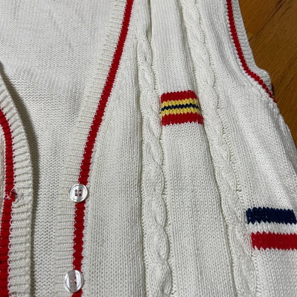 vintage white sweater vest - Picture 4 of 6